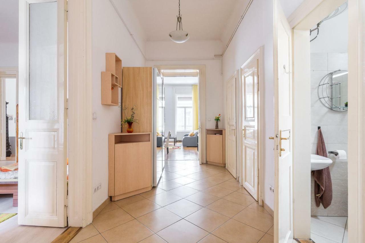 Izabella Home 2 بودابست المظهر الخارجي الصورة