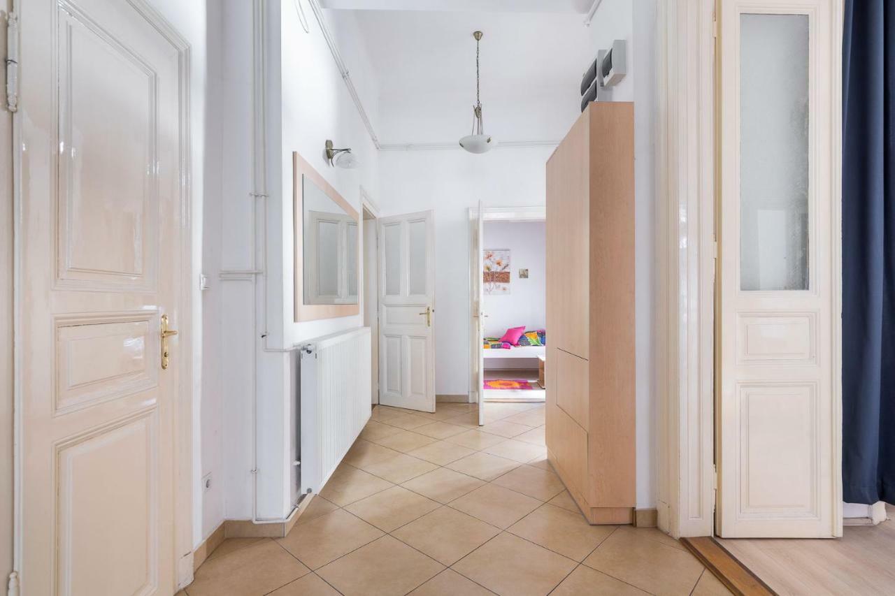 Izabella Home 2 بودابست المظهر الخارجي الصورة
